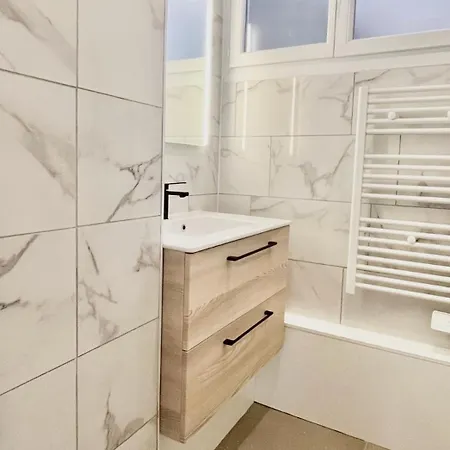 Spacieux Et Lumineux Bright For 6-8 Persons * Toulon